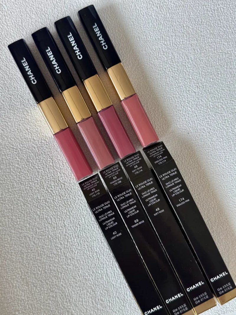 Помада / Блиск Chanel  Le Rouge Duo Ultra Tenue — фото 3