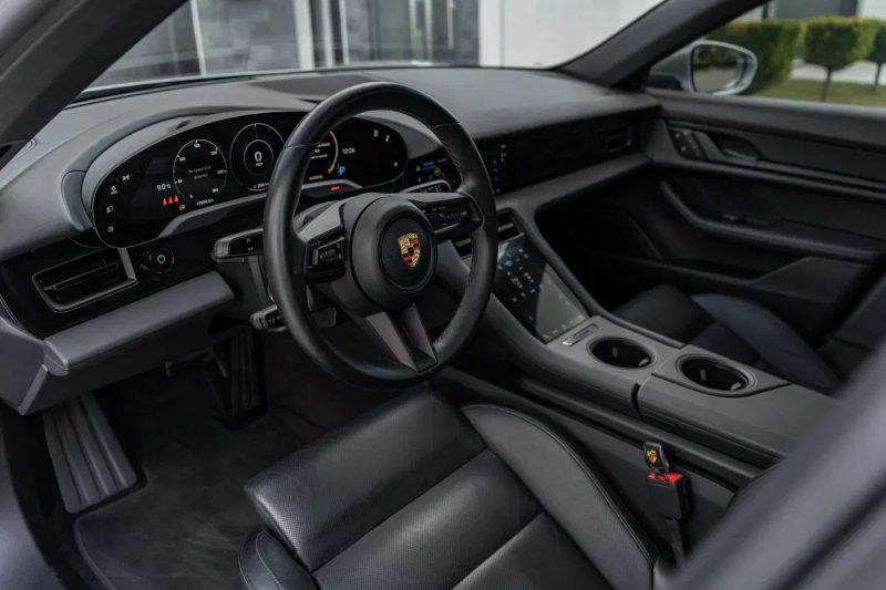 Porsche Taycan 2023 возможен Обмен — фото 5
