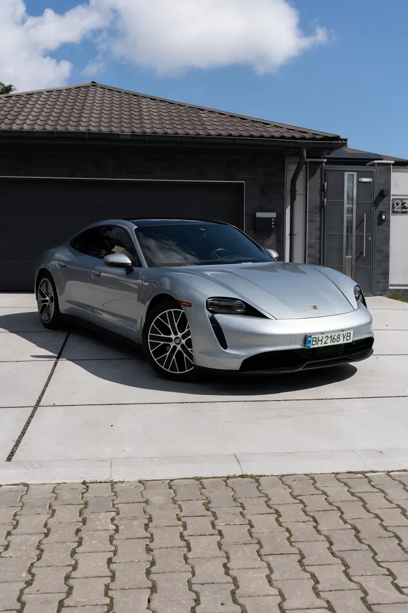 Porsche Taycan 2023 возможен Обмен — фото 7