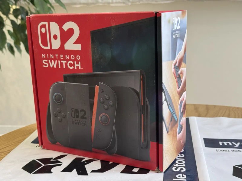Портативна ігрова приставка Nintendo Switch 2 Black — фото 2