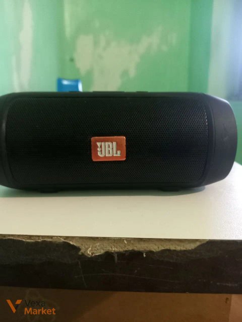 Портативна колонка JBL Charge 3