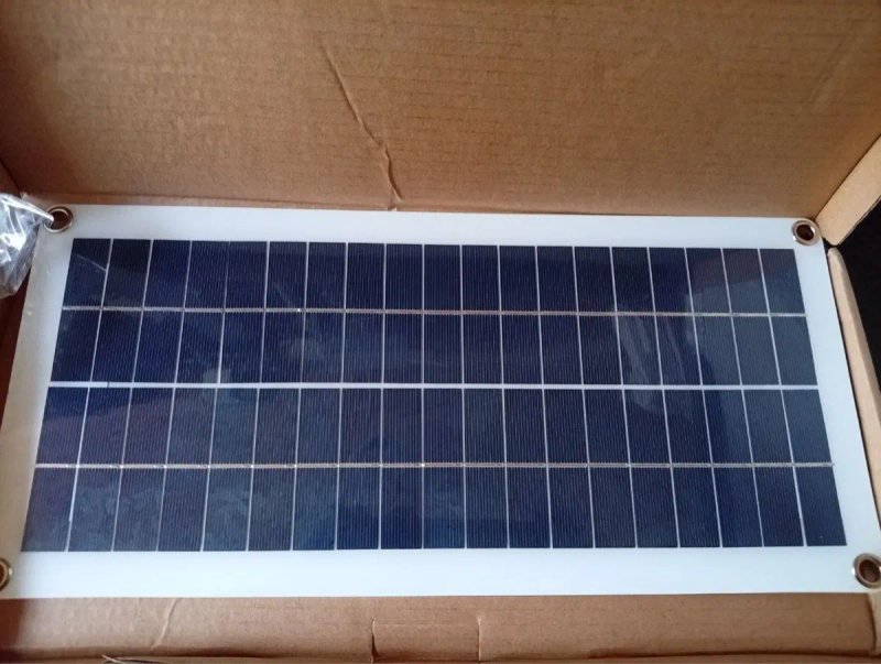 Портативна сонячна панель 12V 20W USB 5V 3A для зарядки акумулятора та телефону — фото 3