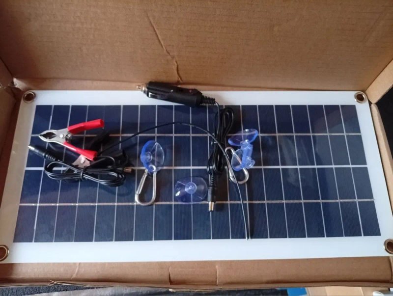 Портативна сонячна панель 12V 20W USB 5V 3A для зарядки акумулятора та телефону — фото 4