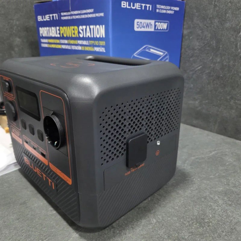 Портативна зарядна станція BLUETTI AC50P (504Wh / 700W) — фото 3
