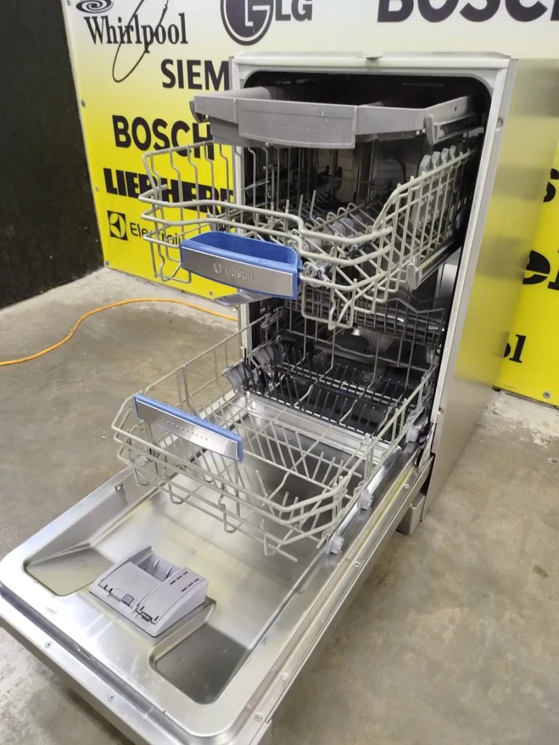 Посудомийна машина фірми Bosch, 45 см — фото 5