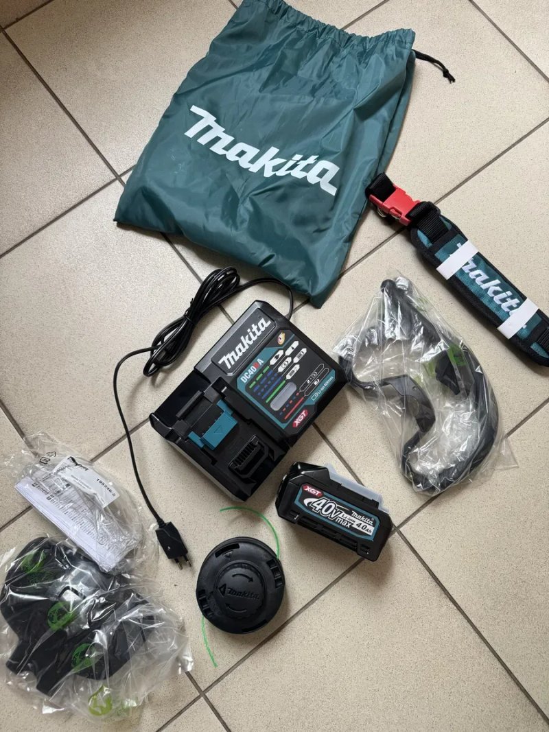 Потужний Акумуляторний Тример Makita 40V Max XGT® Безщітковий (4.0Ah) ОРИГІНАЛ — фото 7
