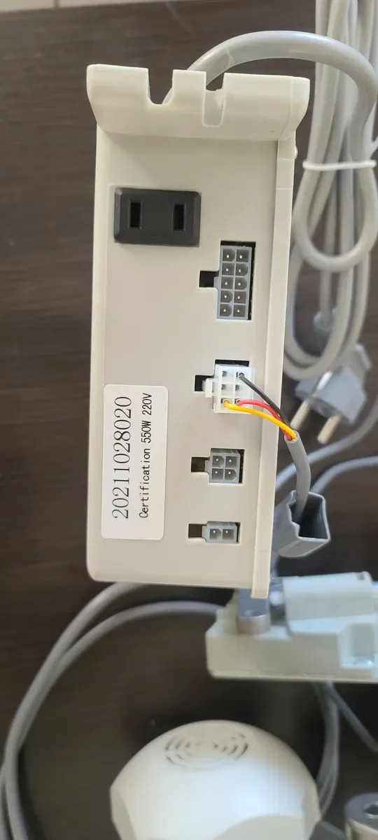 Потужний енергозберігаючий сервомотор Yixing 750W (220V) з позиціонером голки — фото 3