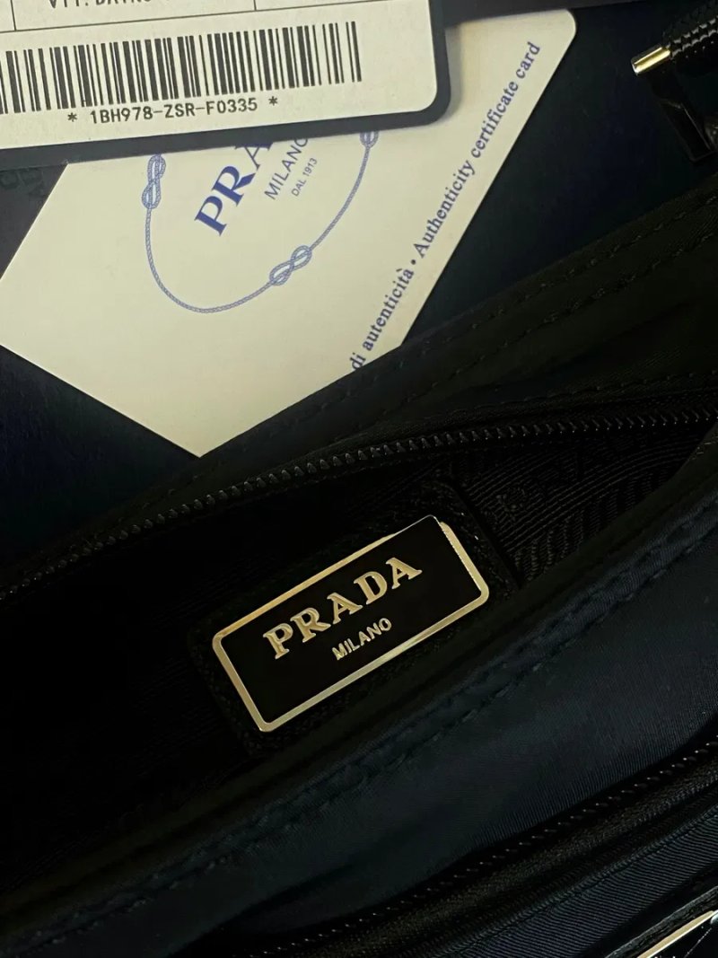 Prada Lampo Nylon Shoulder Bag Nero — фото 4