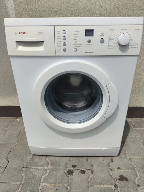 Пральна машина BOSCH з Європи.5 кг. Вузька 40 см