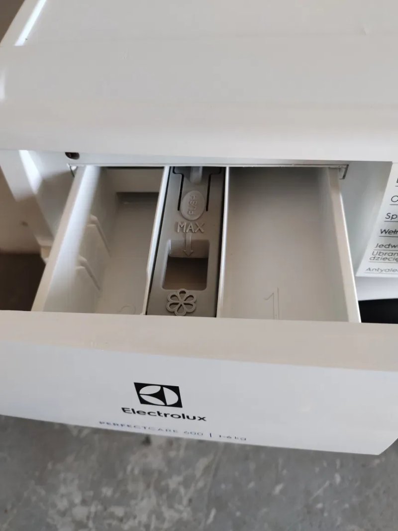 Пральна машина ELEKTROLUX з Європи. Вузька 40 см. Класний стан. 2019 рік — фото 7
