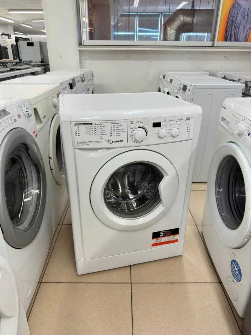 Пральна, стиральная машина з доставкою Indesit OMTWSA61053WK, занос — фото 6