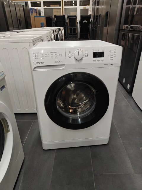 Пральна, стиральная машина з доставкою Indesit OMTWSA61053WK, занос