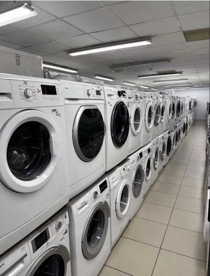 Пральна, стиральная машина з доставкою Indesit OMTWSA61053WK, занос — фото 7