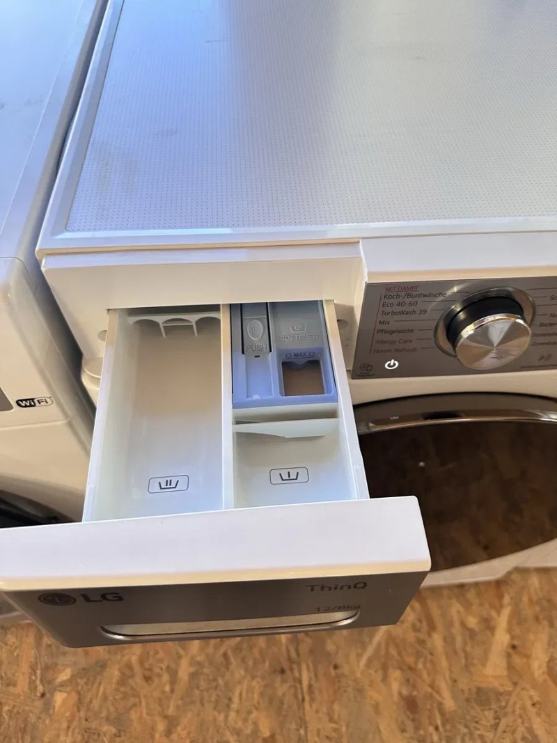 Прально-сушильна машина LG V9 AI DD ezDispense 12/8 кг,привезена з Німеччини — фото 3