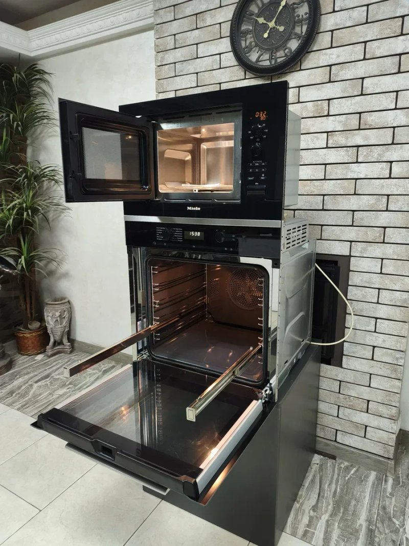 Преміальний комплект вбудованої техніки Miele Духова шафа H6267BP + Мікрохвильова піч M8160-2 Чорне скло Антрацит — фото 3