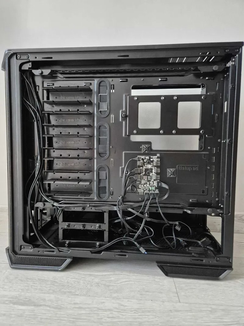 Преміум корпус be quiet! Dark Base 700 RGB. Можлива реверсна збірка — фото 7