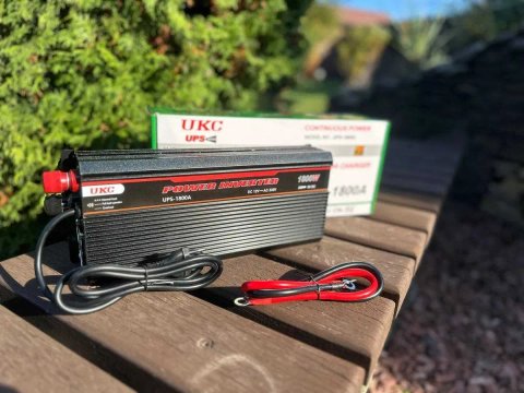 Преобразователь напряжения инвертор UKC UPS 12-220 1800W Перетворювач