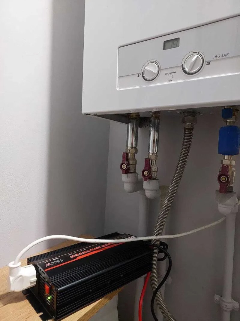 Преобразователь UKC 1300W 12V-220 с автоматикой UPS Для котлов ДБЖ — фото 6