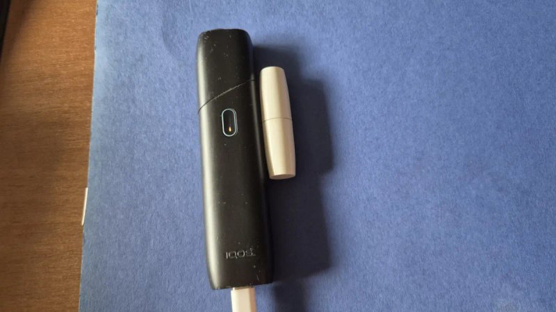 Пристрій для нагрівання тютюну IQOS Originals ONE у графітовому кольорі — фото 2