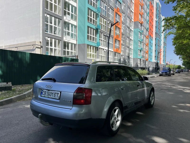 Продам Audi A4. Повний привід працює справно. — фото 7