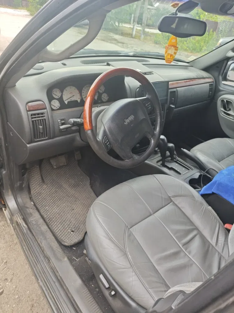 Продам Авто Гарний JEEP — фото 2