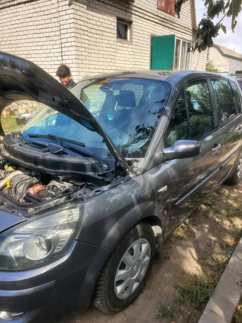 Продам авто Рено-Сценік 2 Мінівен — фото 6
