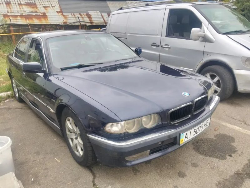 Продам БМВ на 2.8 автомати газ 4 — фото 2