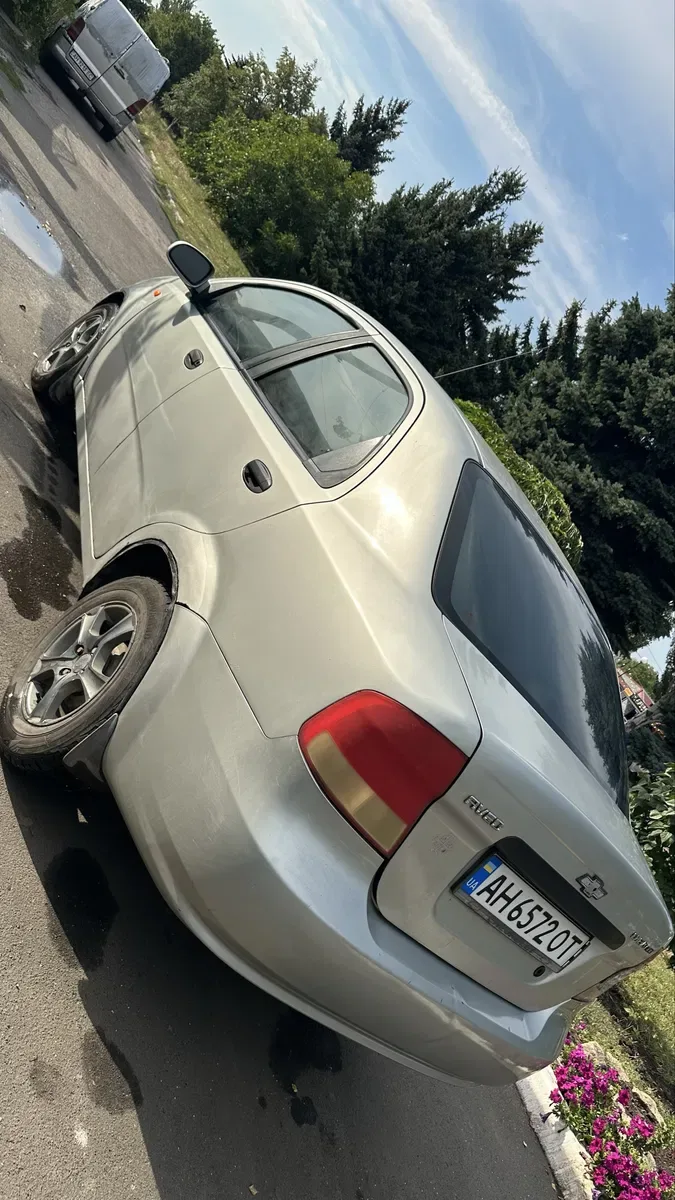 Продам Chevrolet Aveo Т200 — фото 6