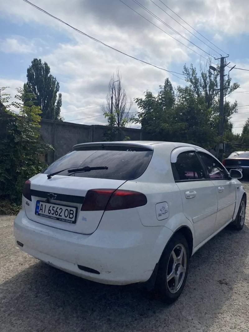 Продам Chevrolet Lacetti газ/бензин — фото 4