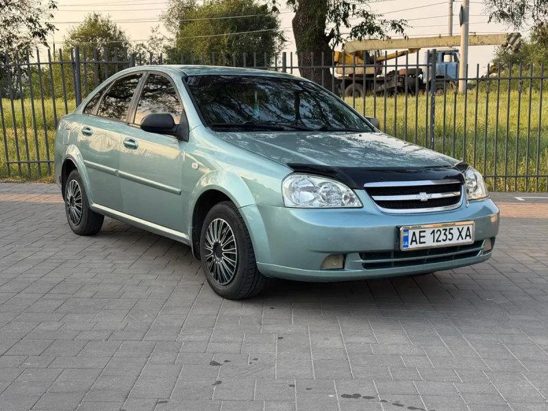 Продам Chevrolet Lacetti в гарному стані — фото 2