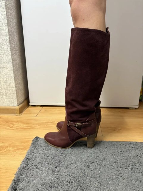 Продам чоботи натуральна замша і шкіра розмір 40