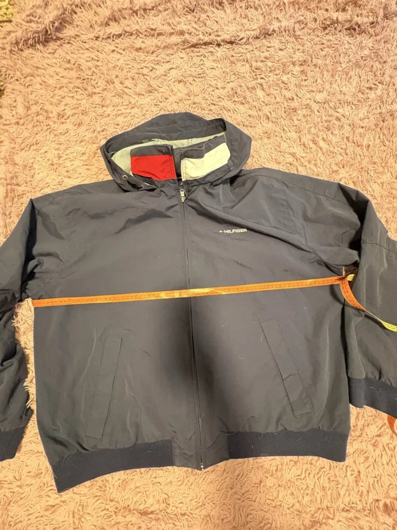 Продам чоловічу вітрівку -бомбер  від відомого бренду Tommy Hilfiger p.XL — фото 4