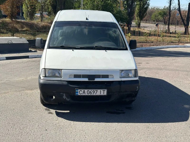 Продам CITROEN Jumpy 2000рік 1.9d — фото 2