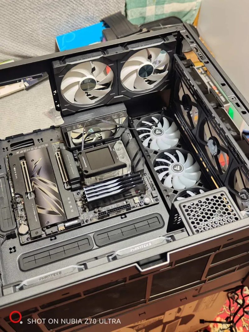 Продам дуже великий корпус фірми Thermaltake CTE C750 TG ARGB. — фото 8