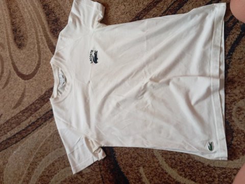 Продам футболку Lacoste Ціна 100грн Розмір 10-12років  Всі питання у лс.