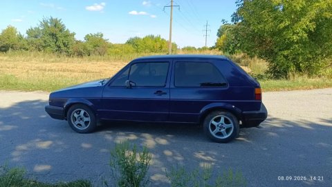 Продам ,Гольф 2. двигун 1,8