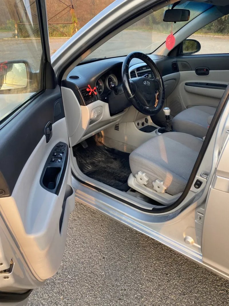 Продам Hyundai Accent — фото 5