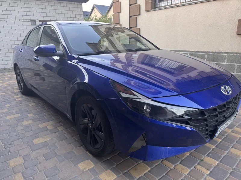 Продам HYUNDAI ELANTRA VII 2022 року 2.0 бензин — фото 8