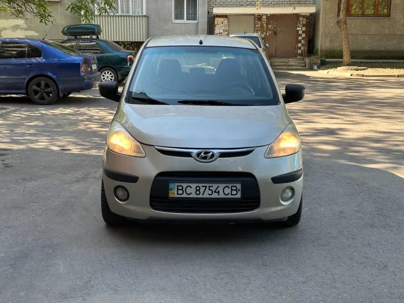Продам HYUNDAI i10 1.1 автомат 2008р — фото 2