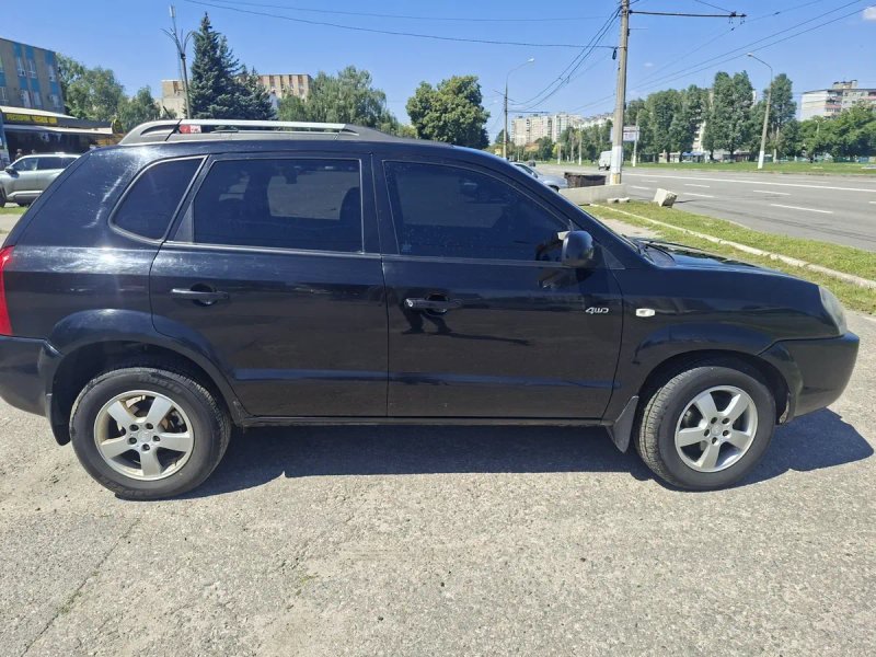 Продам Hyundai Tucson — фото 4
