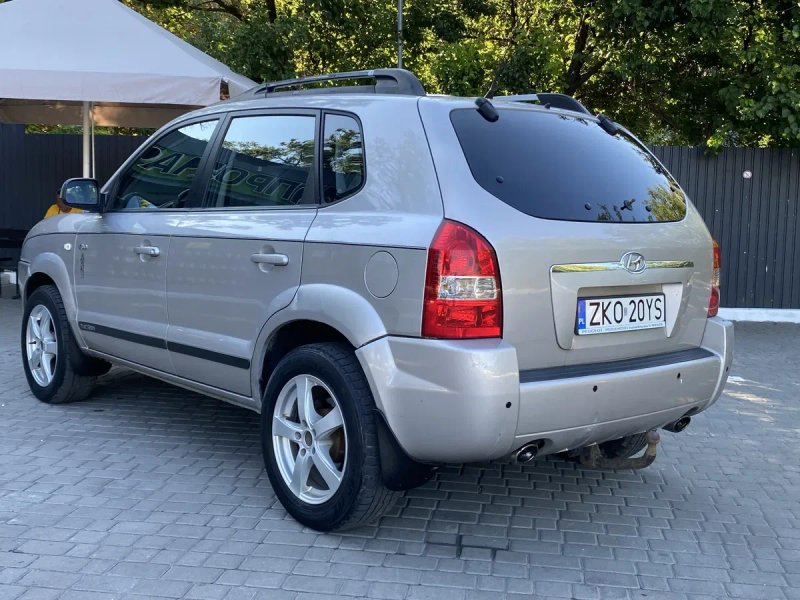 Продам Hyundai Tucson 4х4  2.0 турбо дизель в идеальном состоянии — фото 3