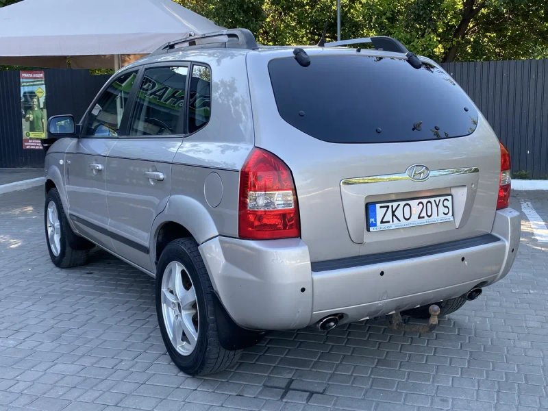 Продам Hyundai Tucson 4х4  2.0 турбо дизель в идеальном состоянии — фото 4