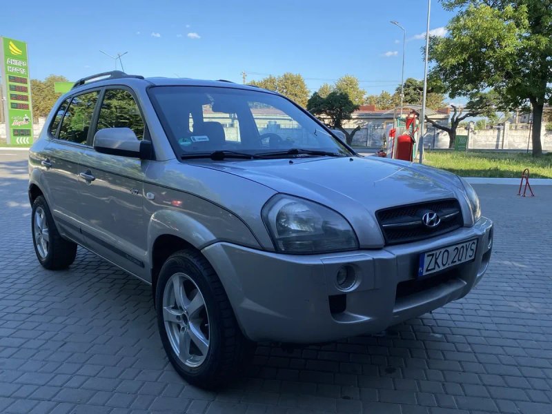 Продам Hyundai Tucson 4х4  2.0 турбо дизель в идеальном состоянии — фото 8