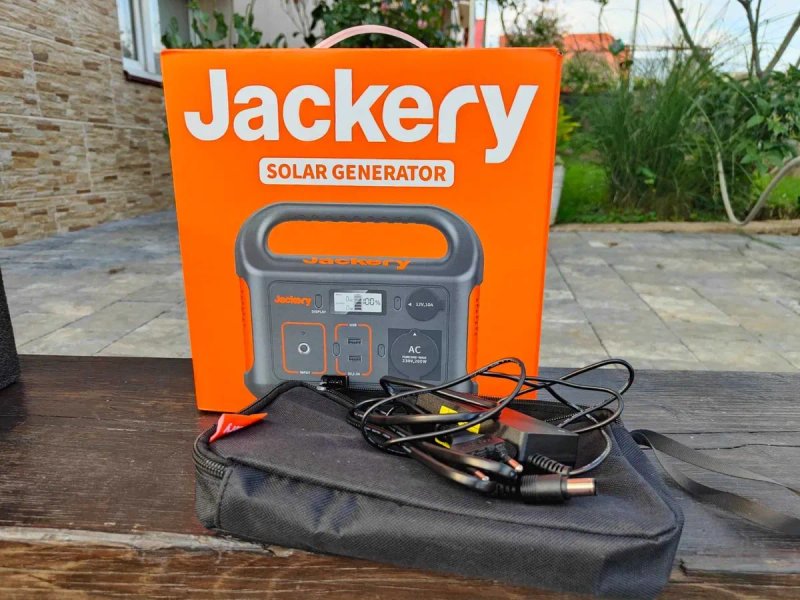 Продам Jackery Explorer 240EU – портативна зарядна станція 240 Wh — фото 5