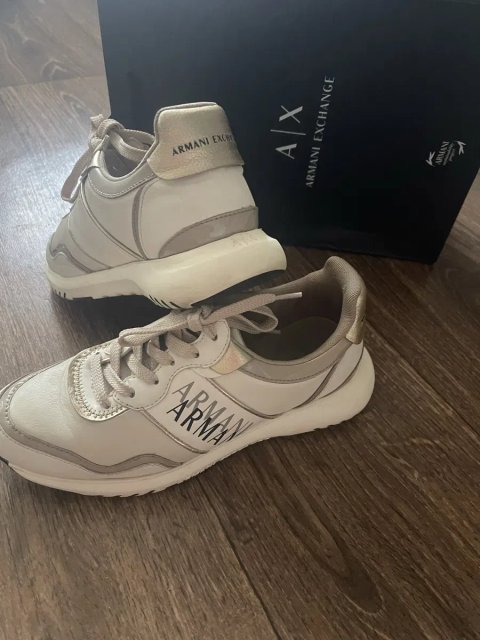 Продам кроссовки Armani! Оригинал! Недорого! Коробка!Полный комплект!