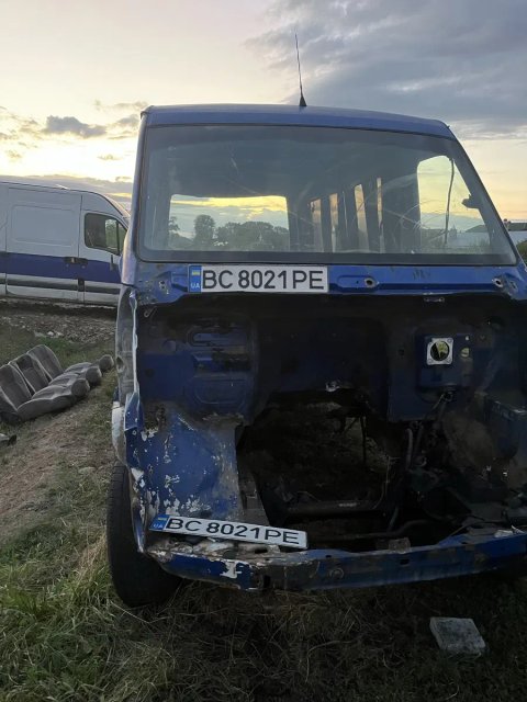 Продам кузиво mercedes sprinter 312