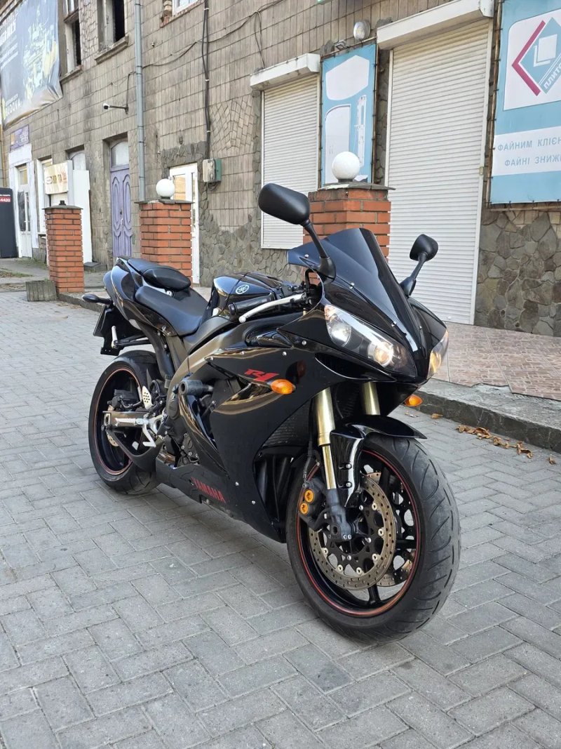 Продам легендарний мот Yamaha R1 1000куб. З пробігом всього18тис!
В дуже гарному та доглянутому стані! — фото 8