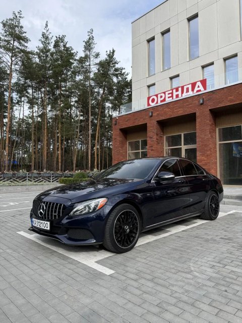 Продам личный Mercedes C300 4Matic.