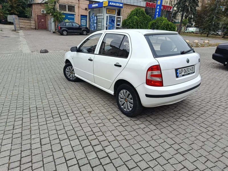 Продам машину SKODA FABIA — фото 2