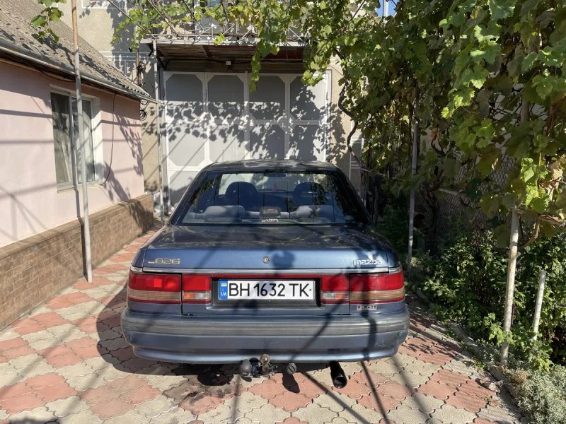 Продам mazda 626 на ходу ! Интересует обмен! — фото 2